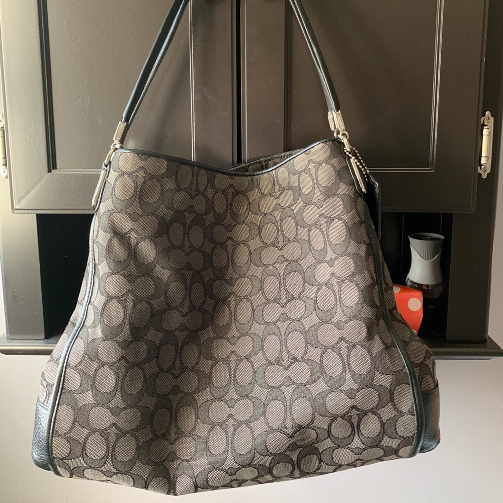 Coach shoulder bag